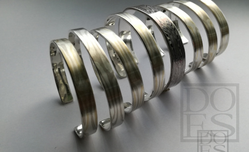 Relatiegeschenk-Mokume-gane-armbanden.jpg